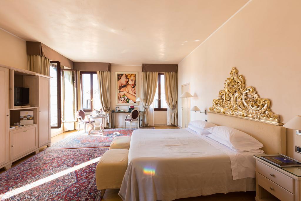 Hotel Liassidi Palace Venice Luaran gambar